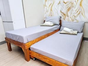 3BR, 5 Beds, With Pool, Wifi, Netflix, Parking