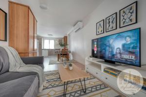 Disneyland - Paris Direct RER A 1min