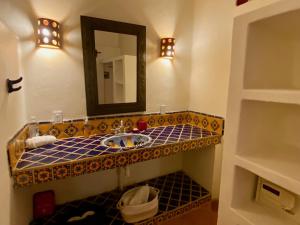 Sol - Casa MoJos charming 1BR, kitchen, pool