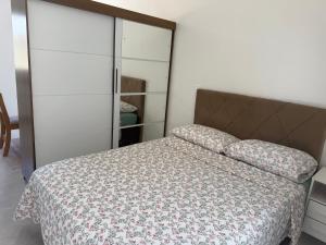 Loft novo e bem localizado