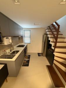 Triplex Luxo com Churrasqueira na Rua das Pedras