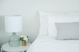 Bell View House -Fireplace- Base of Blue Mountains