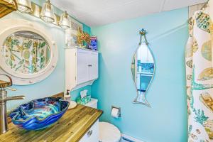 The One with Expansive Ocean Views - Couples Oasis - East Winds 502