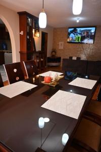 Spacious and Comfortable Accommodation DHernandez