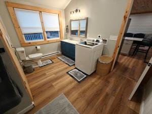 Beautiful Bridgton Apartment