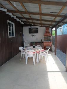 Casa com piscina 5 muitos da praia do sonho