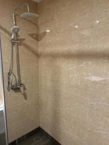 Aston Residence - Studio Apartment