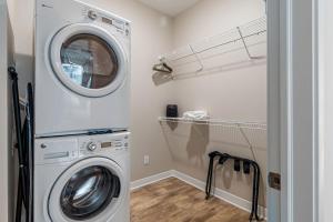 CozySuites At Penrose