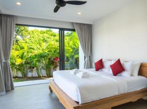 Villa Le Dalay 3BR Private Pool Villa in Bang Rak