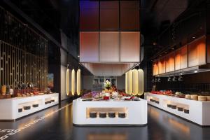 泰州 泰州靖江丽芮酒店 Radisson RED ホテル ロビー