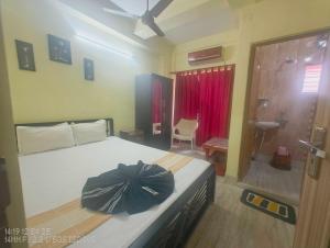 Hotel O Crown Guest House