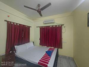 Hotel O Crown Guest House