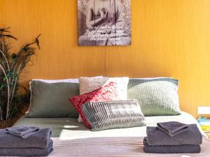 Perrys South by Tiny Away