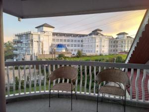 Grand Trillium Villa Lake View & Garden Retreat Family Friendly Stay, a modern and peaceful escape in the beautiful surroundings of Nuwara Eliya