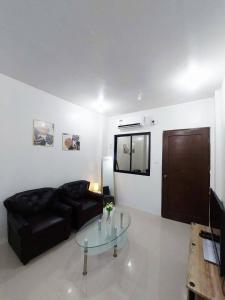 JLG Transient Home Pagsanjan Laguna