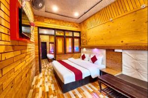 The Sakoon from #Hotel Lake View Mall Road Nainital Near Kaichi Dham