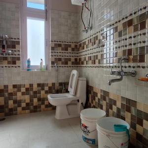 Khampa Home Stay Wari