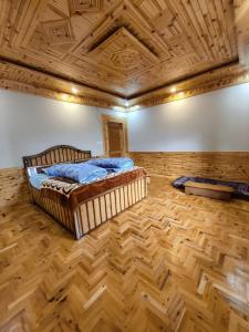 Khampa Home Stay Wari