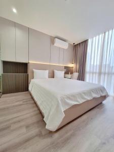 Lucky Residence Suites Apartment