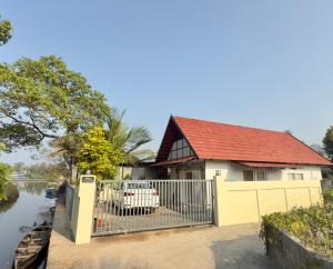 Attica- Cozy plunge pool villa & Sunset view