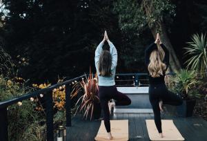 The Rapids Cottage-Secret woodland cottage with outdoor 4 person jetted bath