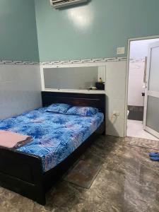 Nhà nghỉ Long Tân