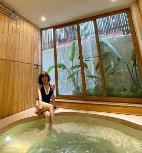 Big Promo! Pool Villa - Ha Noi - 5 Bed Room