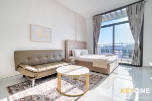 Elz Residence Stylish Studio Living