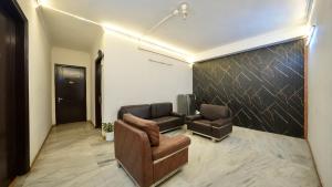 Hotel Rustam Residency sec-39