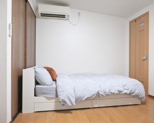 Local stay in osaka 関空難波直通 天下茶屋駅5分