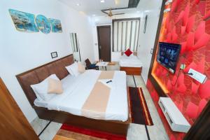 Taj Holiday Villa - A Luxury Stay