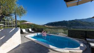 Villa Klara - Makarska by Villas Guide