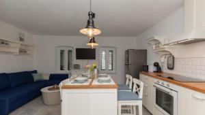 Villa Pave-Makarska by Villas Guide