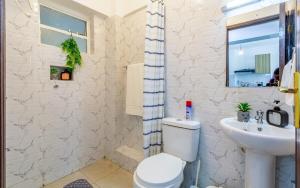 Cozy City Escape 1-BR Apartment near the CBD