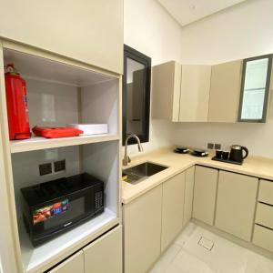 Billiards, private cinema, and two bedrooms