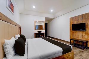 Hotel O OZONE Residency