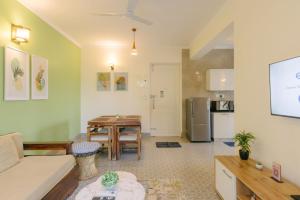 Meadow View 1BHK Luxury Suite by Da Alohas