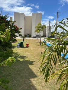 Apartamento ou quarto compartilhado - 7 minutos do AEROPORTO com Piscina