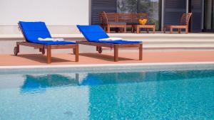 Modern Villa Anna with outdoor pool in Visnjan