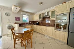 Bright apartment in Mandelieu close to the sea