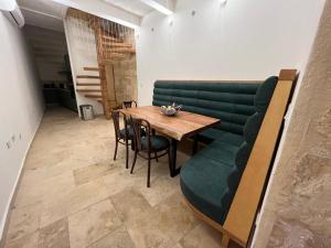 The Emerald Nook - Townhouse in Birgu