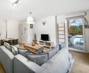 Bel appartement avec grande terrasse