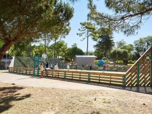 Mobile Home 749 6pers Bois Dormant