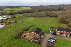 Cosy 3BR Country Home Near Vineyards