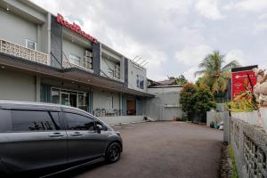 RedDoorz near Exit Toll Sirkuit Sentul