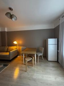 Fresh and cosy one separate bedroom apartment