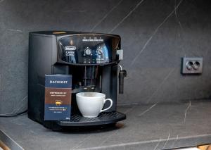 Pirin SkiLift Apartment - Cozy & Modern App in Bansko, 100 m to the Gondola