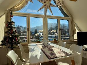 Willa Pod Szymoszkową 2 Centrum Zakopanego - Pokoje u Mirka