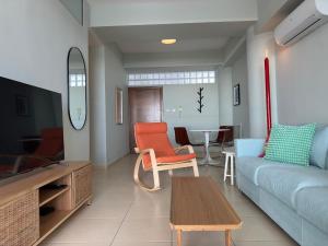 Breathtaking Sea and Marina View City Center 2 bdr