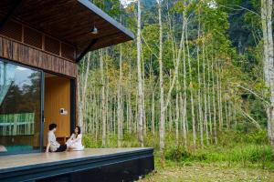 Blue Diamond Retreat